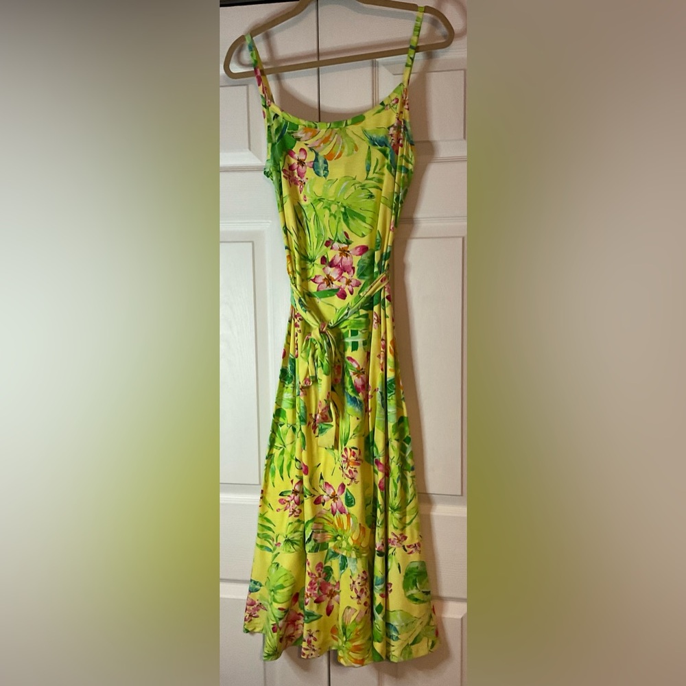 Emma & Michele Yellow & Green Maxi Dress Size‎ Medium